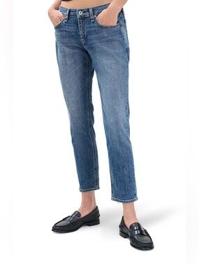 1 hour SALE. NWT. Rag & Bone. Size 29 (size 8), The DRE, Low-Rise Boyfriend Jean